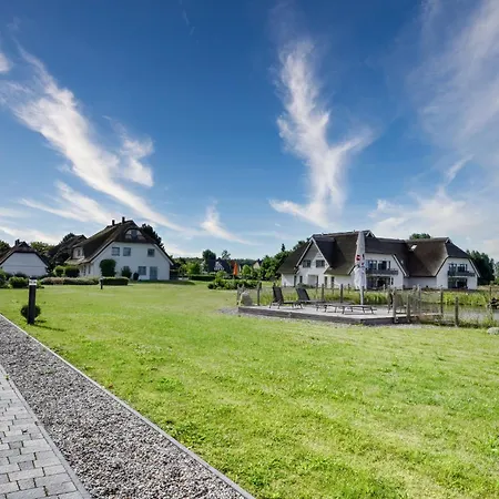 Spatz 11 Im Wreecher Idyll Ruegen Ruyastay Putbus